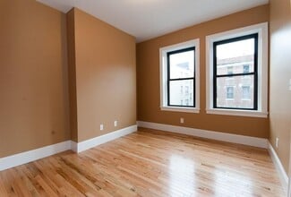 6 Lothian Rd in Boston, MA - Foto de edificio - Building Photo