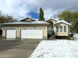 5480 W 4260 S in Salt Lake City, UT - Building Photo