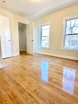 1328 Williamson St in Madison, WI - Building Photo