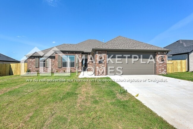 property at 561 N Goose Xing