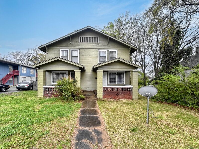 2715 Avenue E in Birmingham, AL - Building Photo