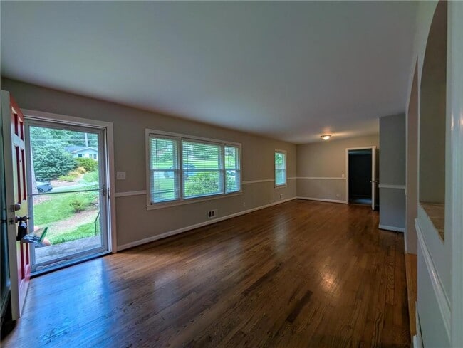 1061 Homewood Ct in Decatur, GA - Building Photo - Building Photo