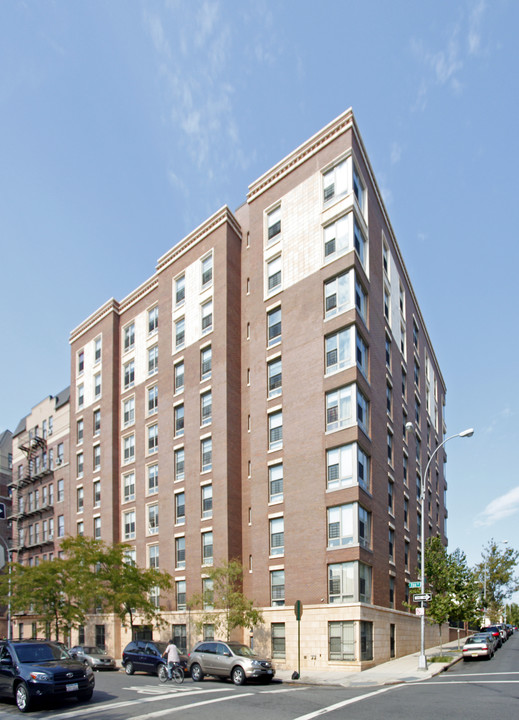 Cedars Hall in Bronx, NY - Building Photo