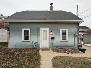 6318 W Grant St in West Allis, WI - Building Photo - Building Photo