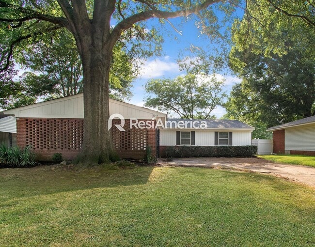 property at 3343 Northmoor Ave