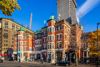 Château Grosvenor in Montréal, QC - Building Photo - Building Photo