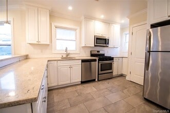 3159 Milburn Ave in Baldwin, NY - Building Photo - Building Photo