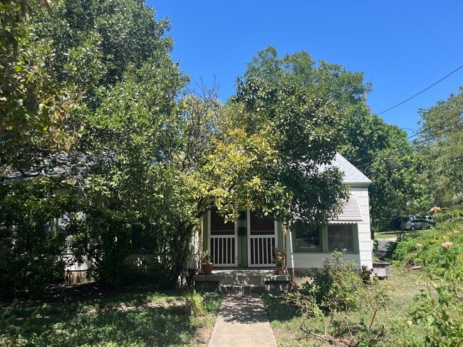 property at 1304 Newning Ave