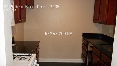2035 Dixie Belle Dr in Orlando, FL - Building Photo - Building Photo