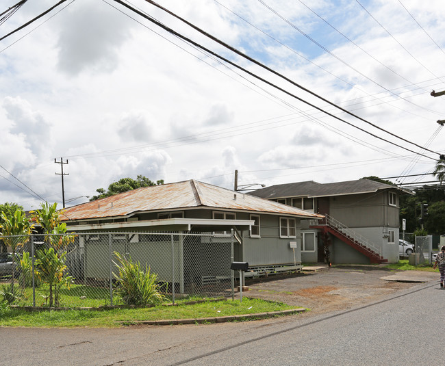 14 Lakeview Cir in Wahiawa, HI - Foto de edificio - Building Photo