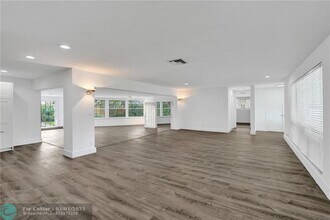 5981 NE 22nd Way in Fort Lauderdale, FL - Building Photo - Building Photo