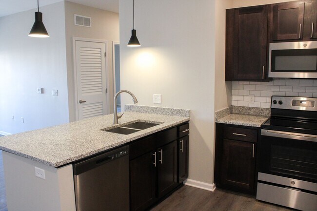 3261 Redhawk St in Coralville, IA - Building Photo - Building Photo