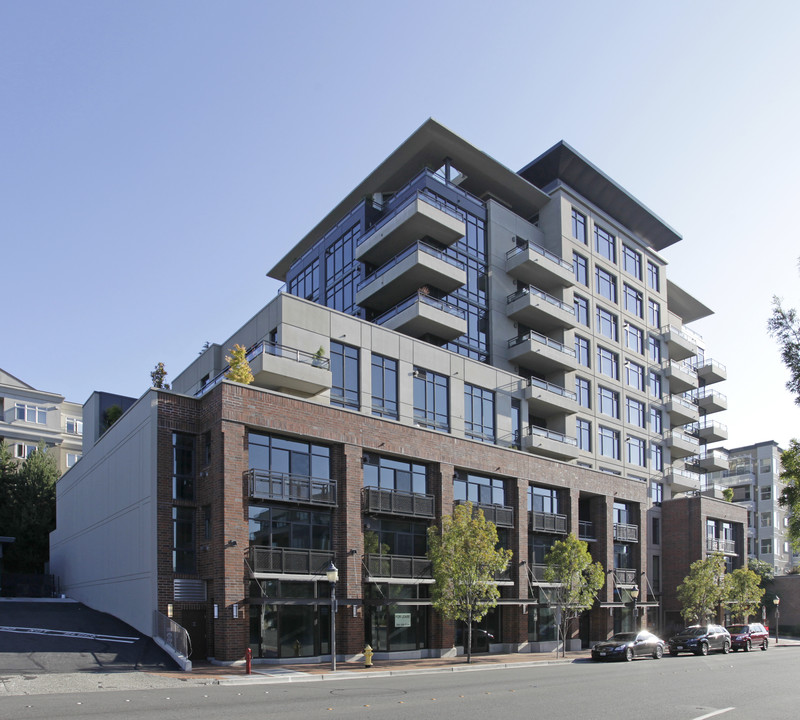 One Main Street Condos in Bellevue, WA - Foto de edificio