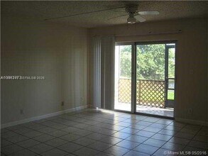 719 Gardens Dr in Pompano Beach, FL - Building Photo - Building Photo