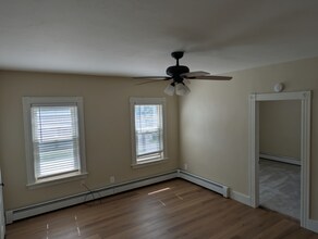 5 Aldrich St in Webster, MA - Building Photo - Building Photo