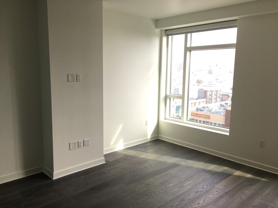 1688 Pine St, Unit E-904 in San Francisco, CA - Building Photo