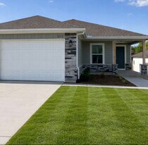 2113 Brk Rdg Cir in Tonganoxie, KS - Building Photo