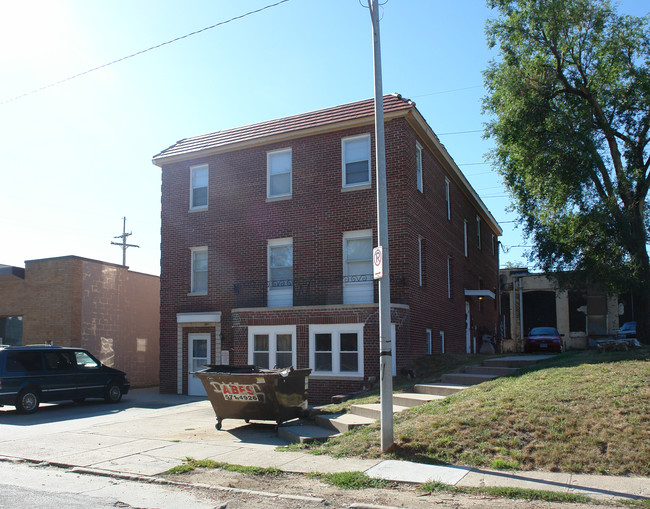 1907 Jones St in Omaha, NE - Building Photo - Building Photo