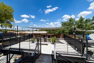 2213 Park Hill Dr in Fort Worth, TX - Building Photo