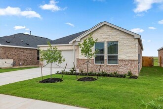 162 Rodney Boat Rd in Kyle, TX - Building Photo - Building Photo