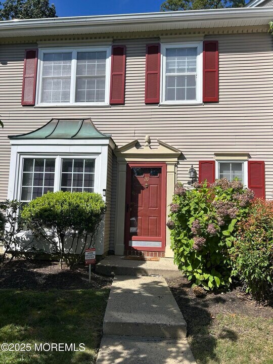 20 Citation Ct in Tinton Falls, NJ - Building Photo