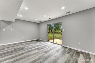 5 Pelmont Pl in Piscataway, NJ - Building Photo - Building Photo