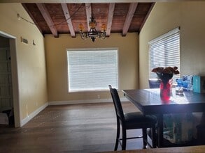 4126 Hilaria Way, Unit D in Newport Beach, CA - Building Photo - Building Photo