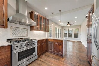 3323 Brooklyndell Ave in Dallas, TX - Building Photo - Building Photo