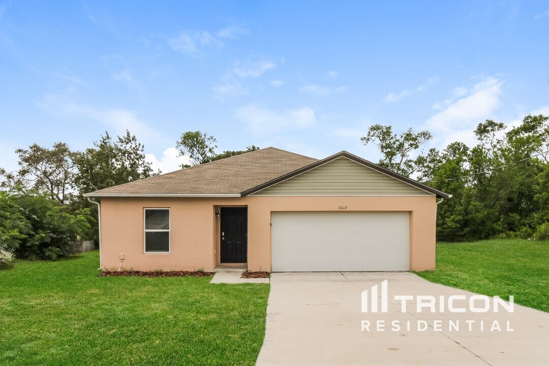 7012 Everest St in Spring Hill, FL - Building Photo