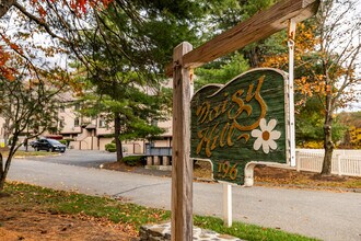 Thirty Four West in Derby, CT - Foto de edificio - Building Photo