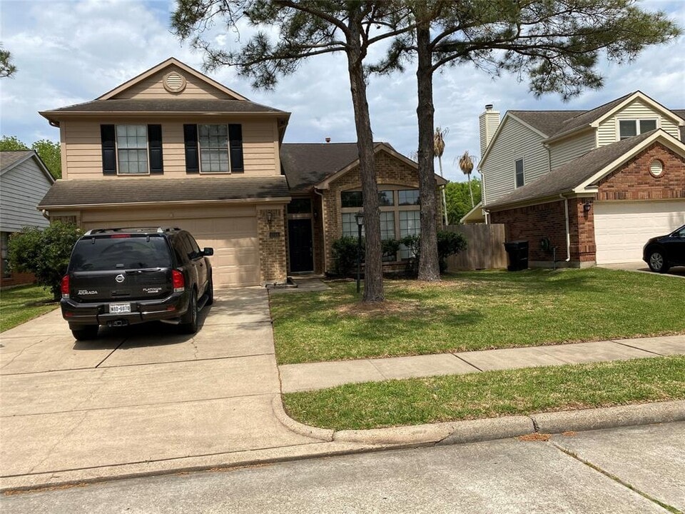 1711 Dogwood Brook Trail Photo