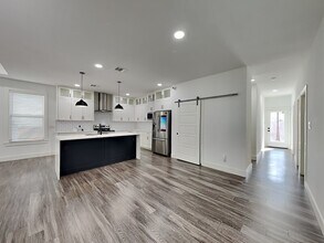 1920 Carver Ave in Fort Worth, TX - Building Photo - Building Photo