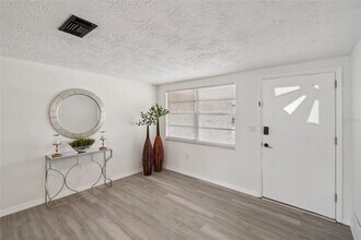 3524 Cincinnati Dr in Holiday, FL - Building Photo - Building Photo