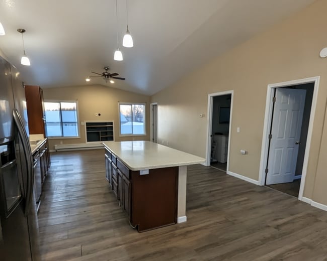 7230 Basel St in Anchorage, AK - Building Photo - Building Photo