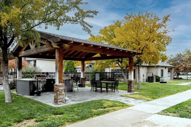 Stonegate in Amarillo, TX - Building Photo - Building Photo