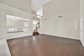 8085 Coronado Coast St in Las Vegas, NV - Building Photo - Building Photo