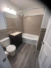 2520 N Humboldt Ave in Minneapolis, MN - Building Photo - Building Photo