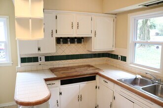 2301 Brooks Ave in Knoxville, TN - Building Photo - Building Photo