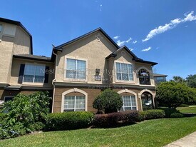 10961 Burnt Mill Rd, Unit Apartment 1627 in Jacksonville, FL - Building Photo