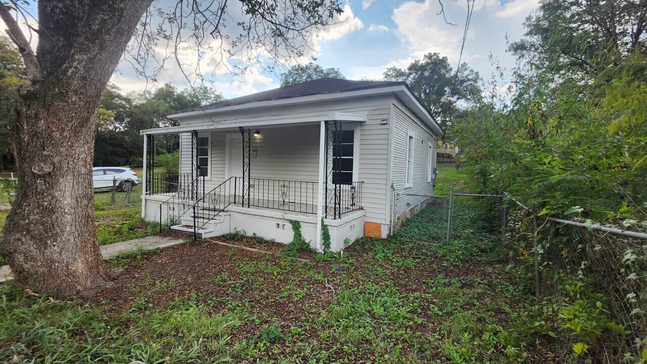 1236 Richmond St in Birmingham, AL - Building Photo