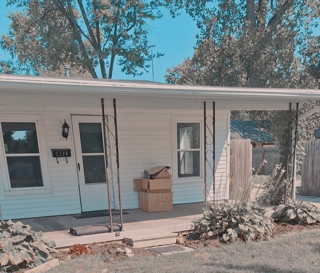2228 Olin Dr