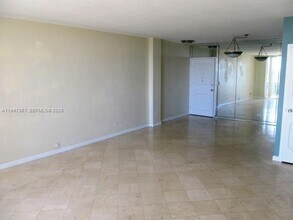 2800 N Flagler Dr in West Palm Beach, FL - Building Photo - Building Photo