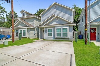 16878 Balmoral St in Montgomery, TX - Building Photo - Building Photo