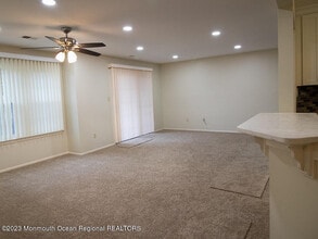 459 Magnolia Ct in Howell, NJ - Building Photo - Building Photo