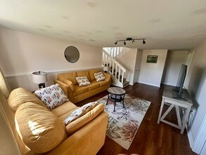 520 Bellwood Dr in Belvidere, IL - Building Photo - Building Photo