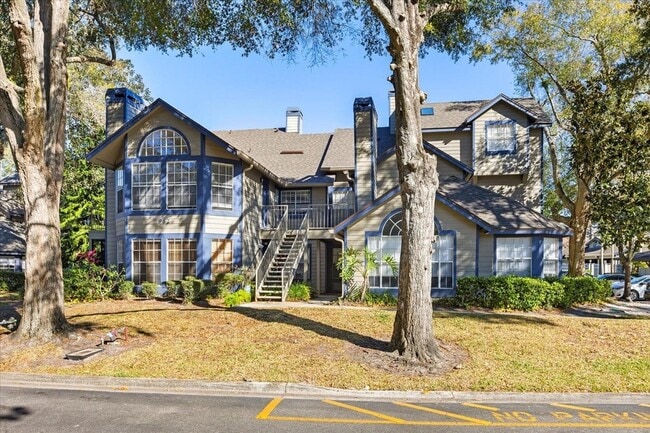 property at 962 Newcastle Cir