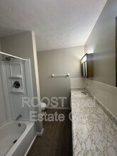 6972-6996-6996 Joseph Dr in Enon, OH - Building Photo - Building Photo