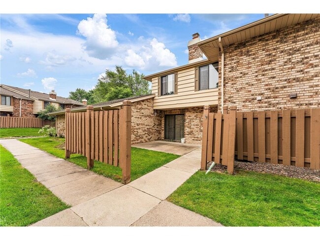 property at 3670 Gettysburg Ave S