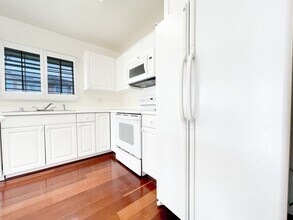 91-1015-1015 Kaipalaoa St in Ewa Beach, HI - Building Photo - Building Photo