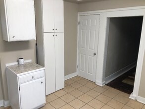 675 Jefferson St in Dubuque, IA - Foto de edificio - Building Photo